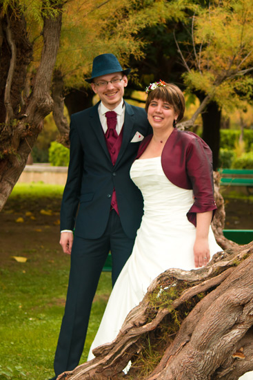 wedding couple in a park